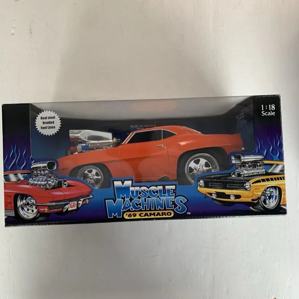 VTG 2000 Muscle Machines 1969 Chevrolet Camaro Z28 1:18 Scale Diecast Car Metal